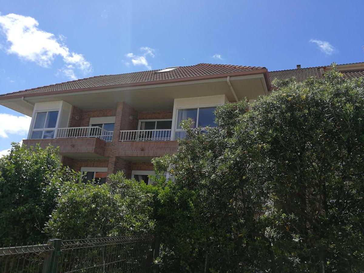 Apartamentos Regollera Premium Con Garaje Noja Esterno foto